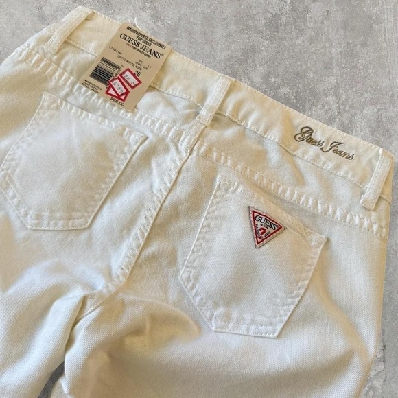 Vintage white mid-rise ultra flare guess dead stock jeans - Picture 6 of 8